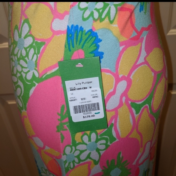 New with tags Lilly Pulitzer Sz Medium Canyon Skir - Picture 7 of 7